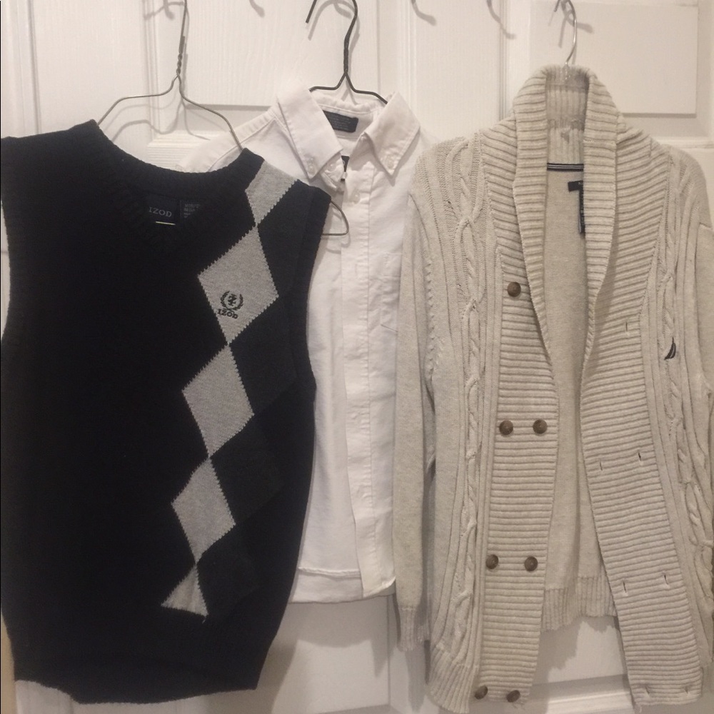 3 sweaters boys youth medium